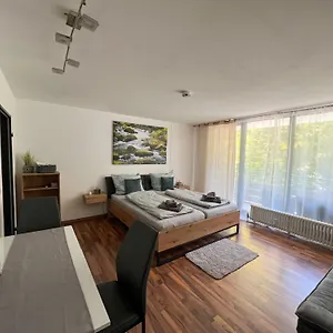 Helle Am Waldrand - Mit Balkon, Pool & Sauna Freyung